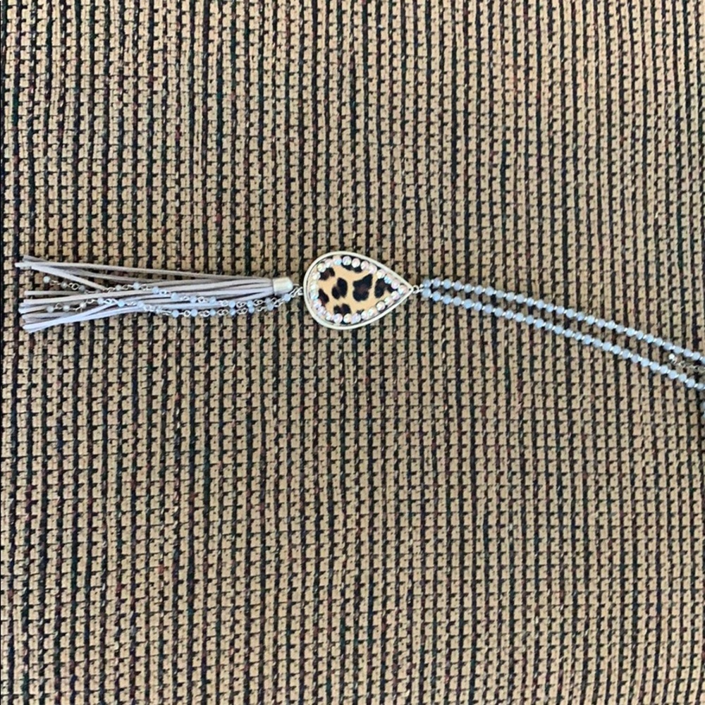 Cheetah necklace - Picture 2 of 2